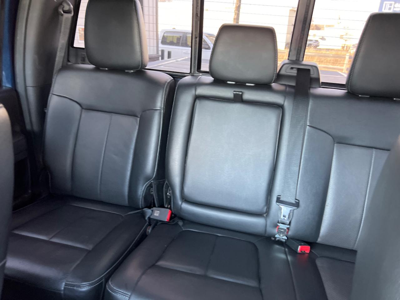 Ford F-250 SD Lariat Crew Cab Short Bed 4WD 2016