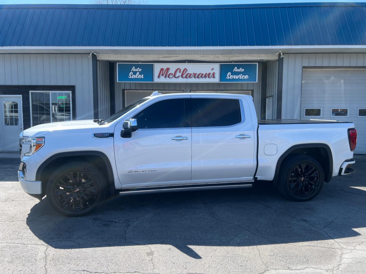 GMC Sierra 1500 4WD Crew Cab 143.5" Denali 2021