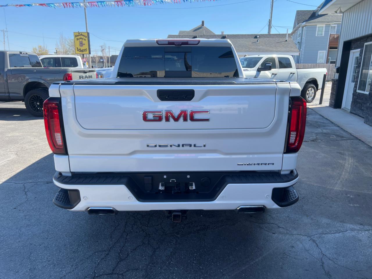 GMC Sierra 1500 4WD Crew Cab 143.5" Denali 2021