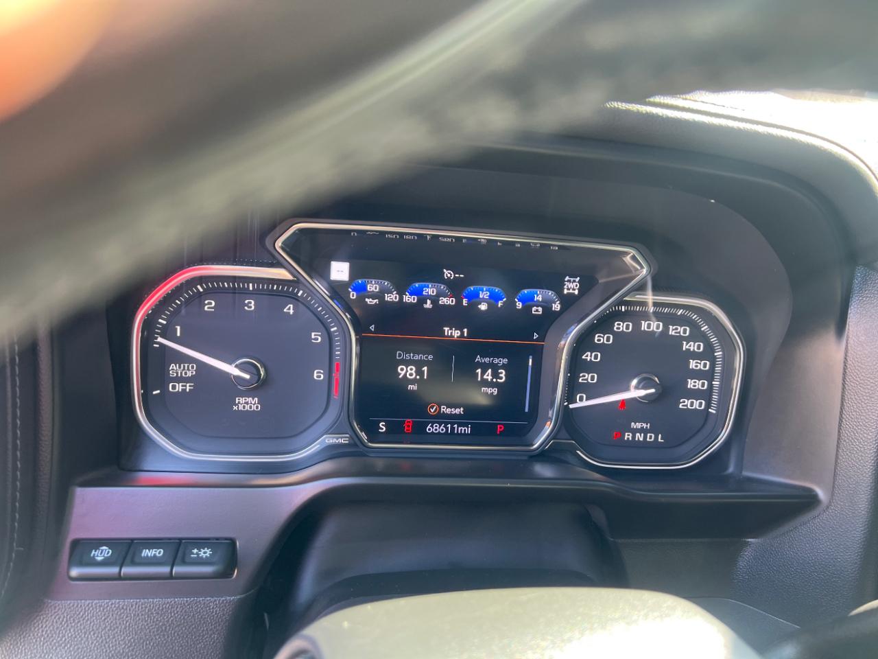 GMC Sierra 1500 4WD Crew Cab 143.5" Denali 2021