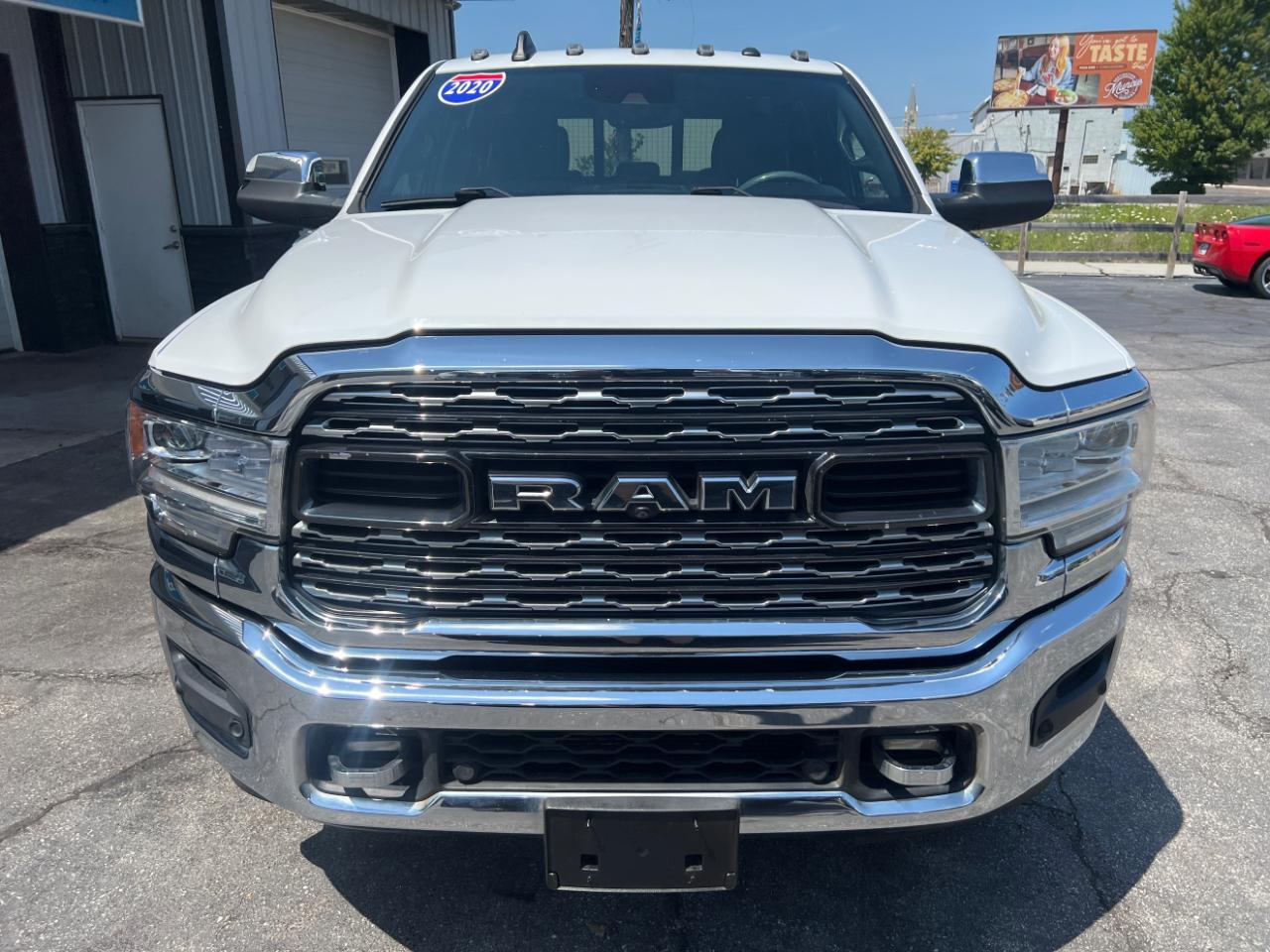RAM 3500 Limited Crew Cab LWB 4WD DRW 2020