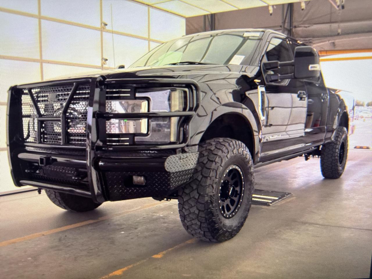 2018 Ford F-250 SD Lariat Crew Cab Short Bed 4WD