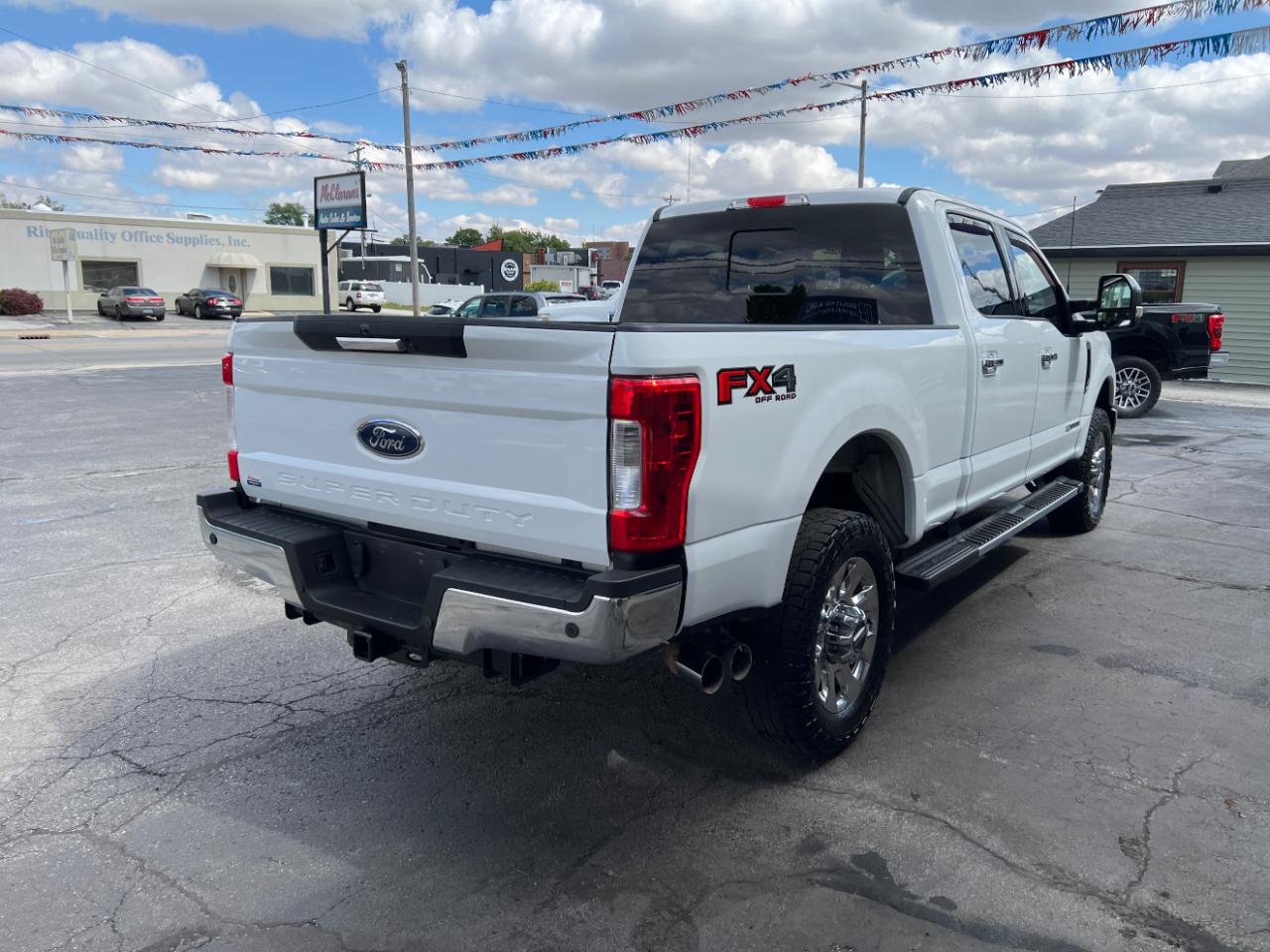Ford F-350 SD Lariat Crew Cab Short Bed 4WD 2019