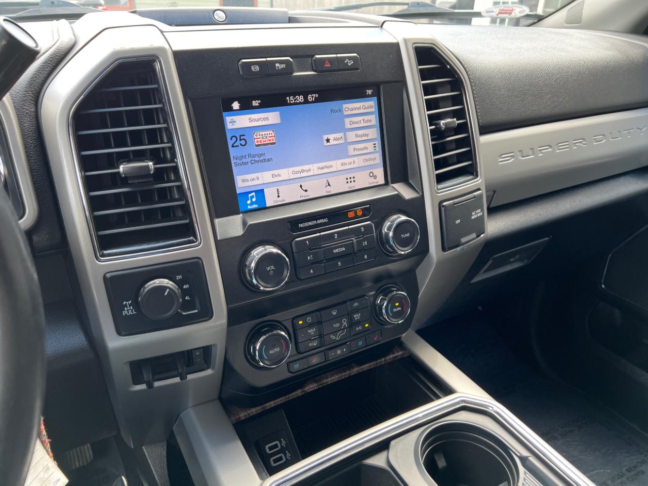 Ford F-350 SD Lariat Crew Cab Short Bed 4WD 2019