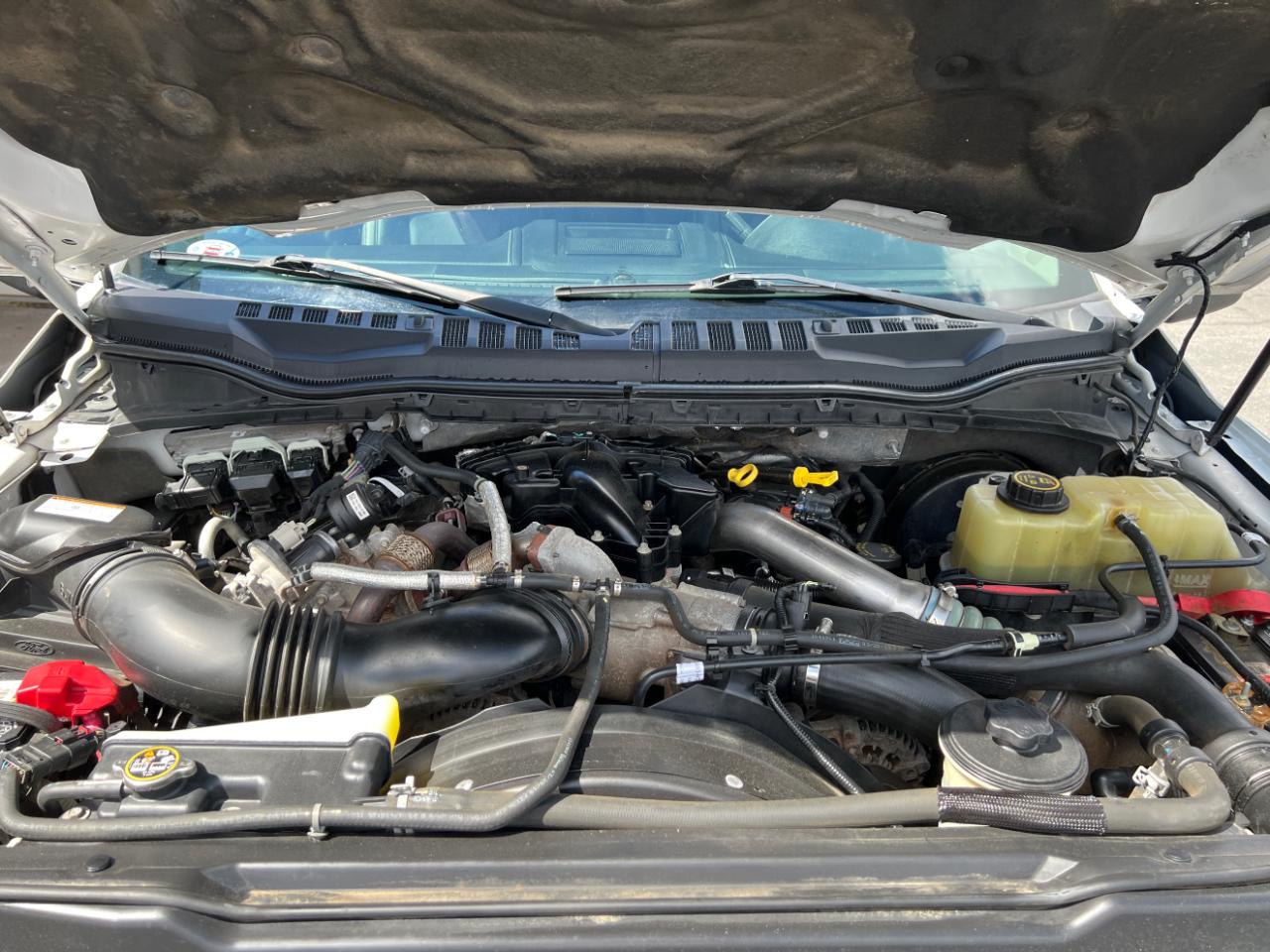 Ford F-350 SD Lariat Crew Cab Short Bed 4WD 2019