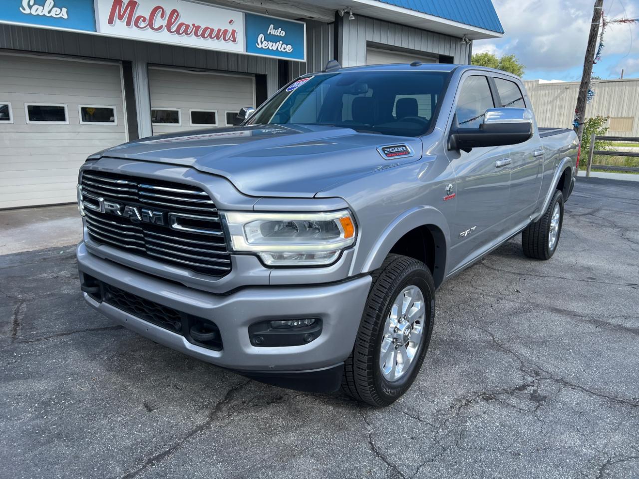 RAM 2500 Laramie Crew Cab SWB 4WD 2020