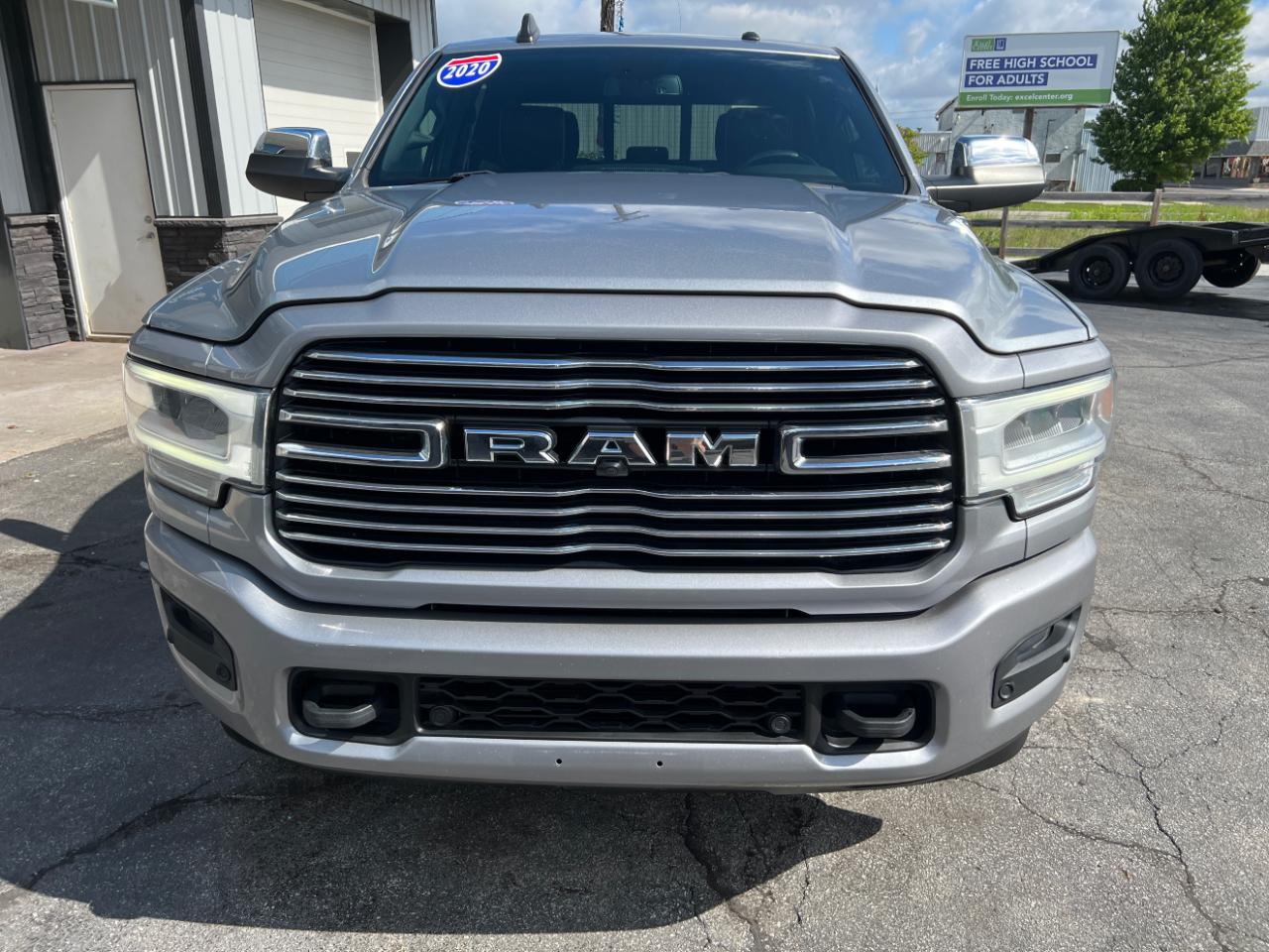 RAM 2500 Laramie Crew Cab SWB 4WD 2020