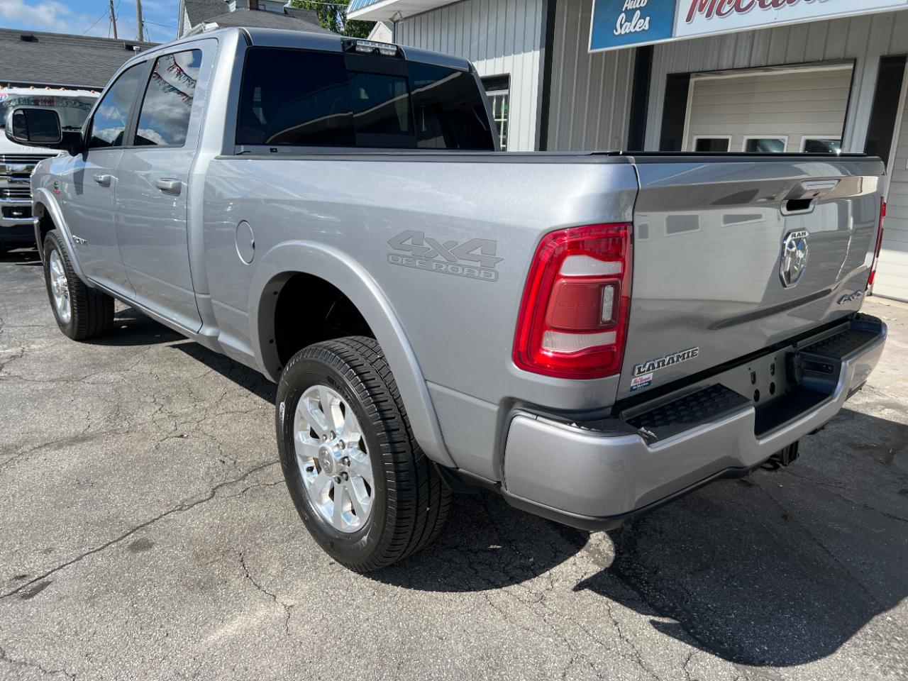 RAM 2500 Laramie Crew Cab SWB 4WD 2020