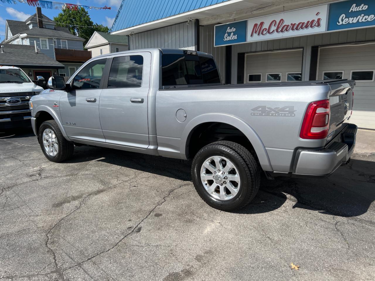 RAM 2500 Laramie Crew Cab SWB 4WD 2020