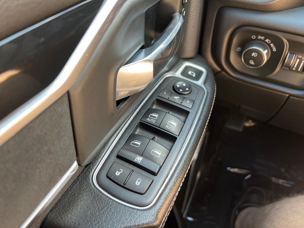 RAM 2500 Laramie Crew Cab SWB 4WD 2020