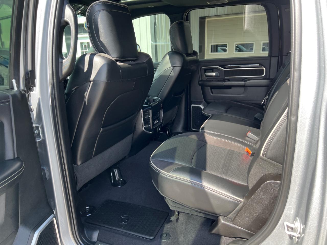 RAM 2500 Laramie Crew Cab SWB 4WD 2020