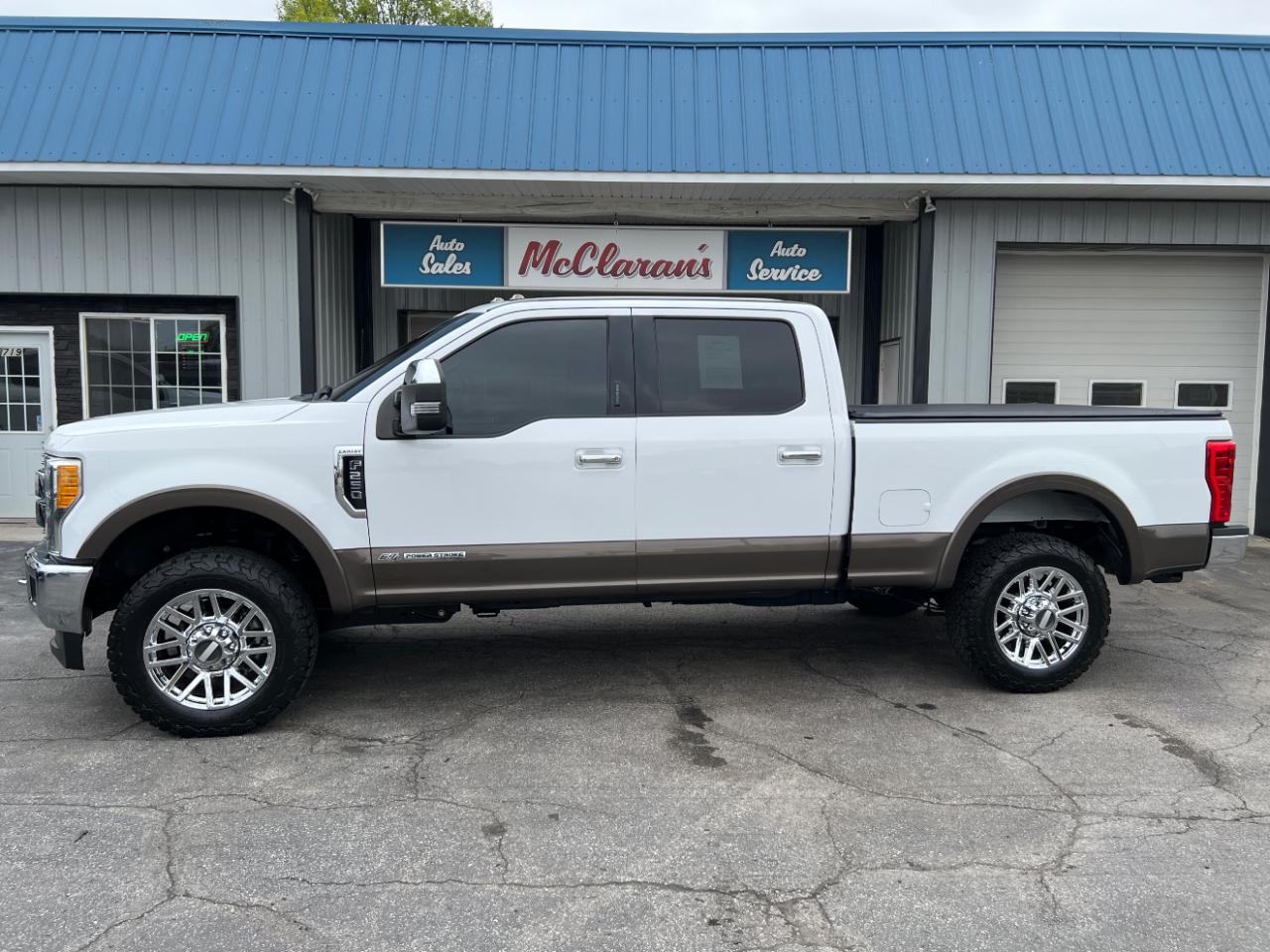 2017 Ford F250 Lariat Crew cab Short bed 4WD