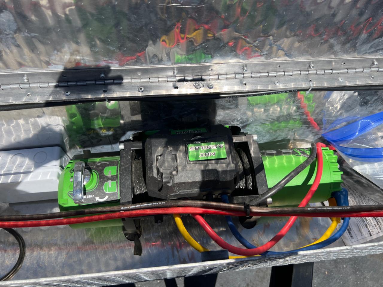 Trax T7828W  2026