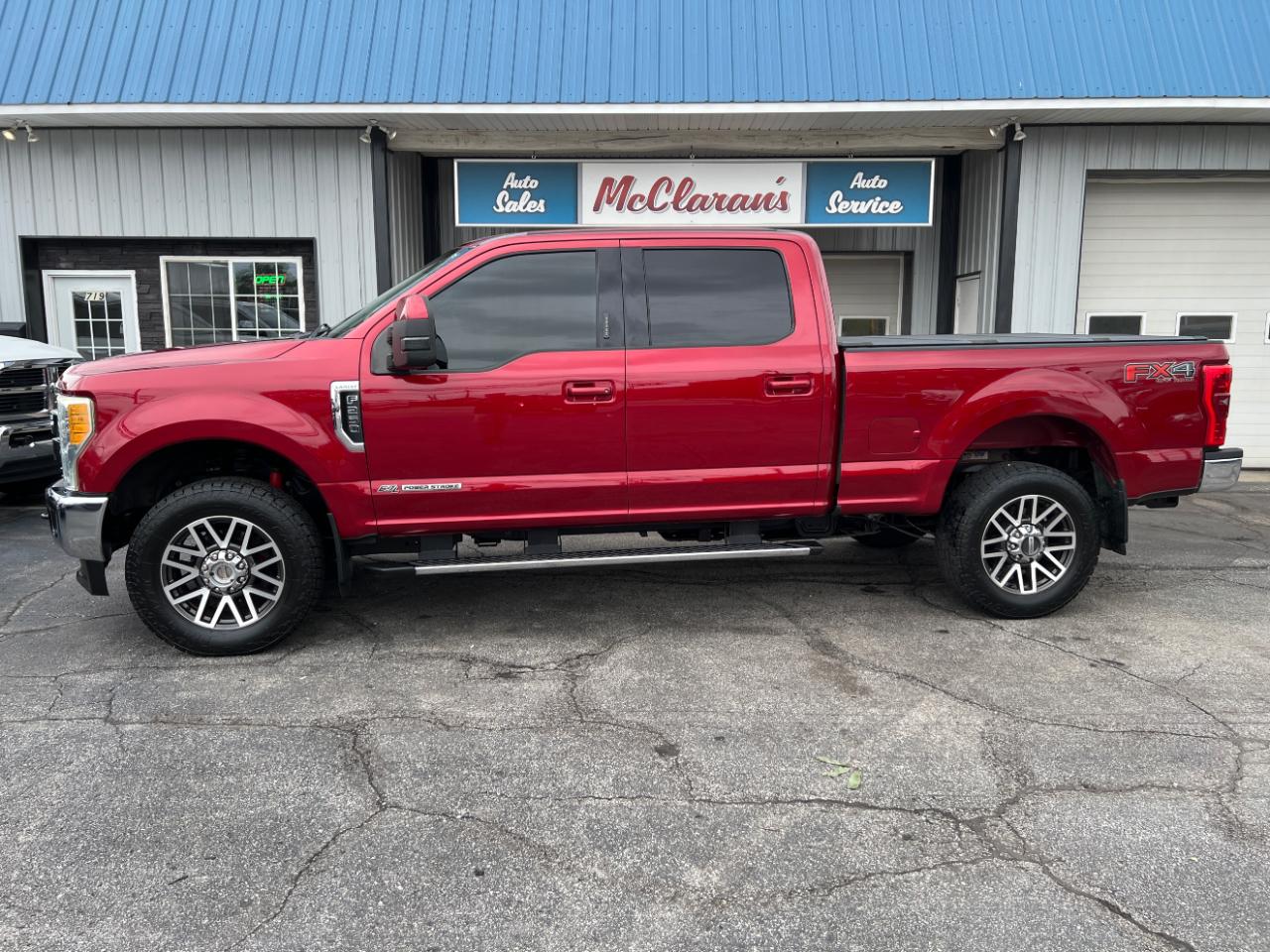2017 Ford F-250 SD Lariat Crew Cab Short Bed 4WD