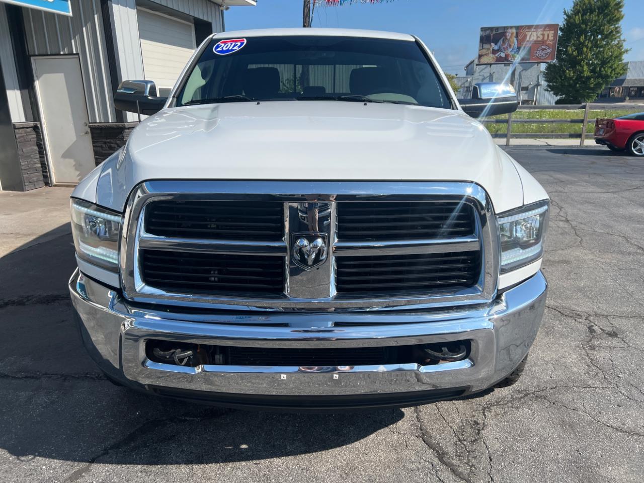 RAM 2500 SLT Crew Cab SWB 4WD 2012