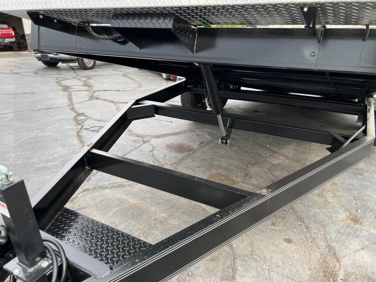 Trax T7620 Tilting Trailer  2027