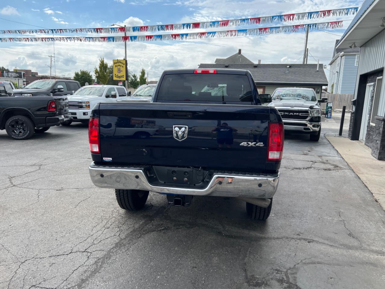 RAM 2500 Tradesman Crew Cab SWB 4WD 2017