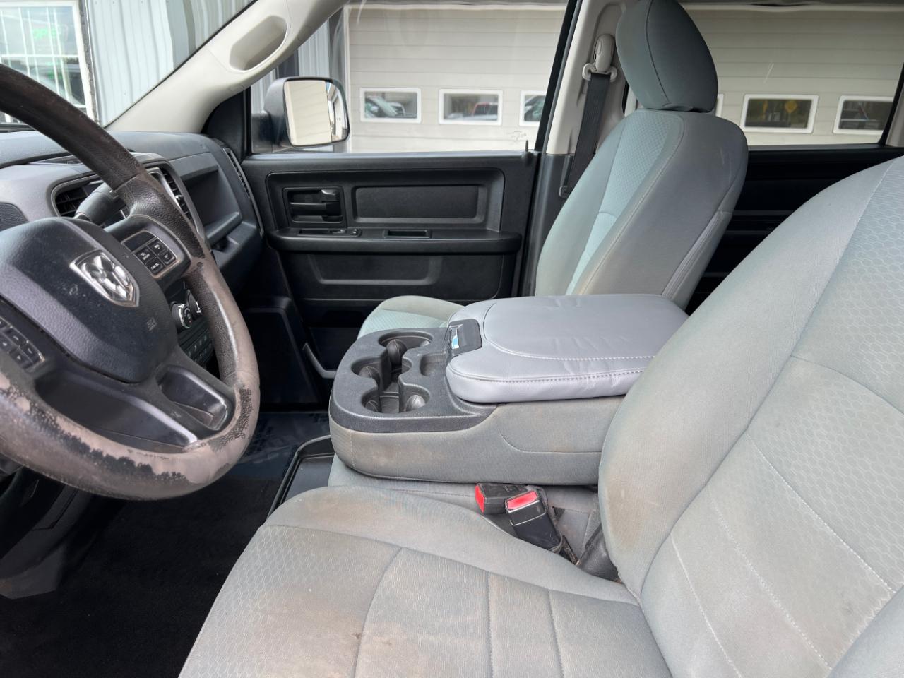 RAM 2500 Tradesman Crew Cab SWB 4WD 2017