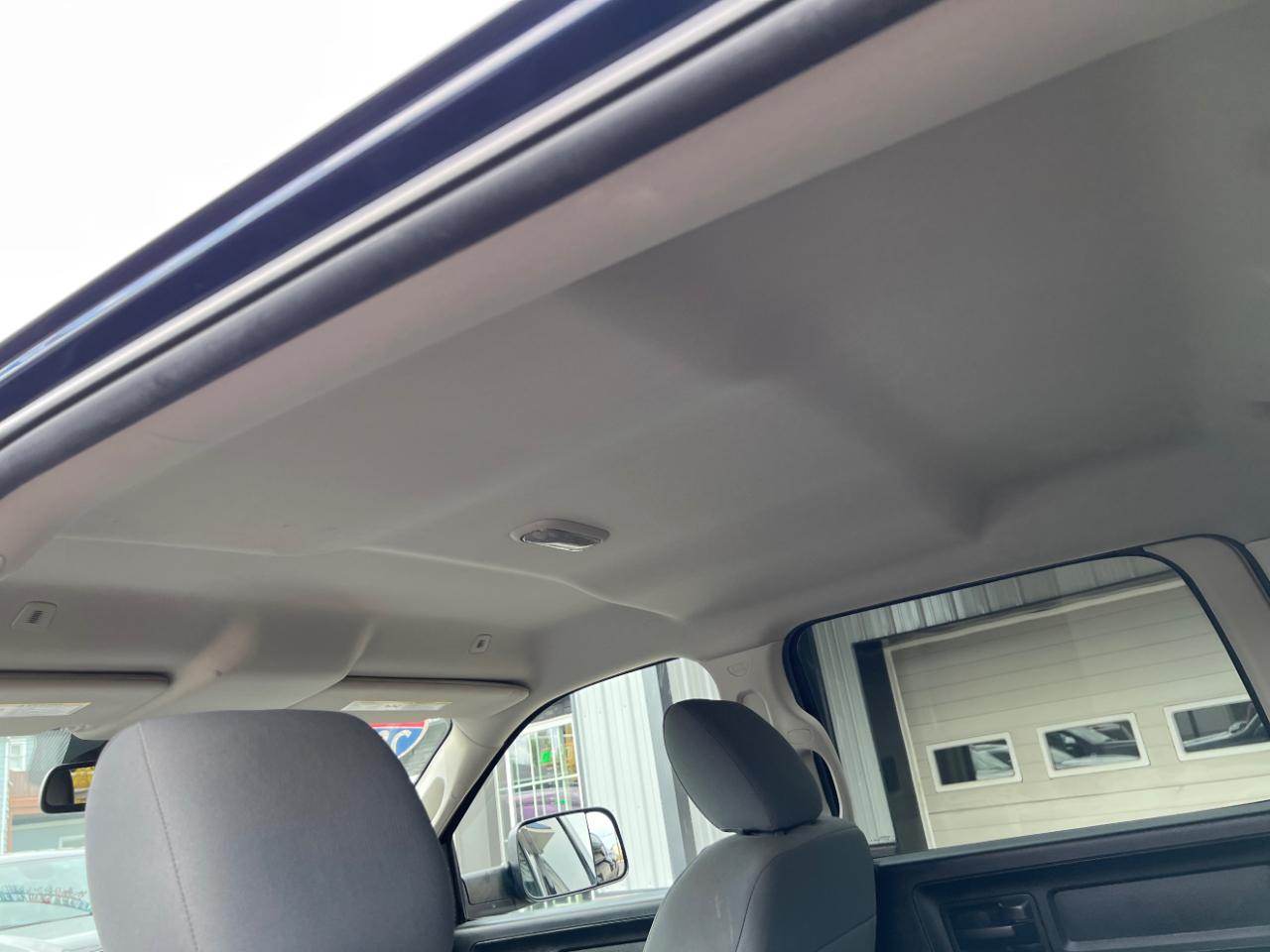 RAM 2500 Tradesman Crew Cab SWB 4WD 2017