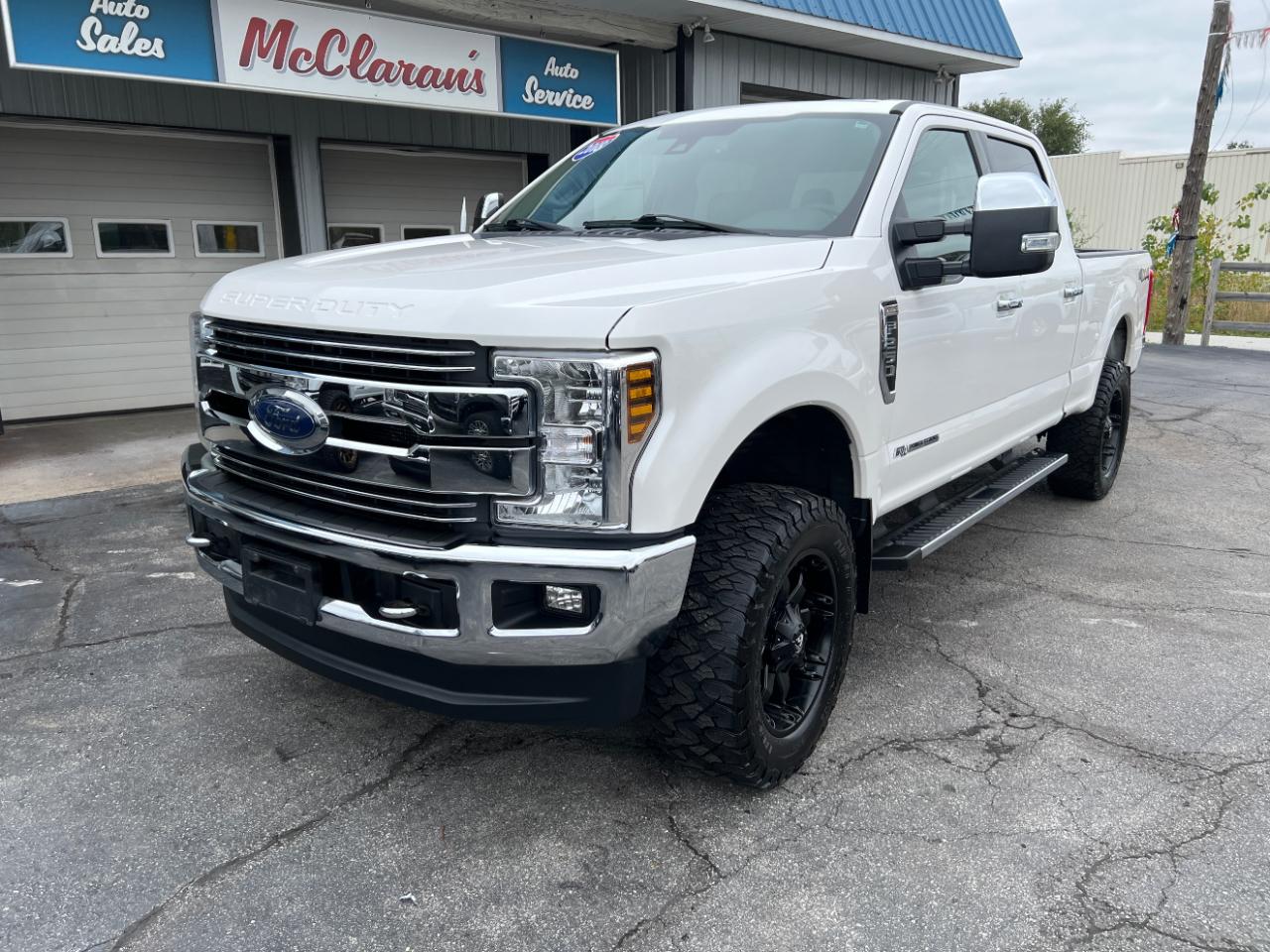 Ford F-250 SD Lariat Crew Cab 4WD 2018