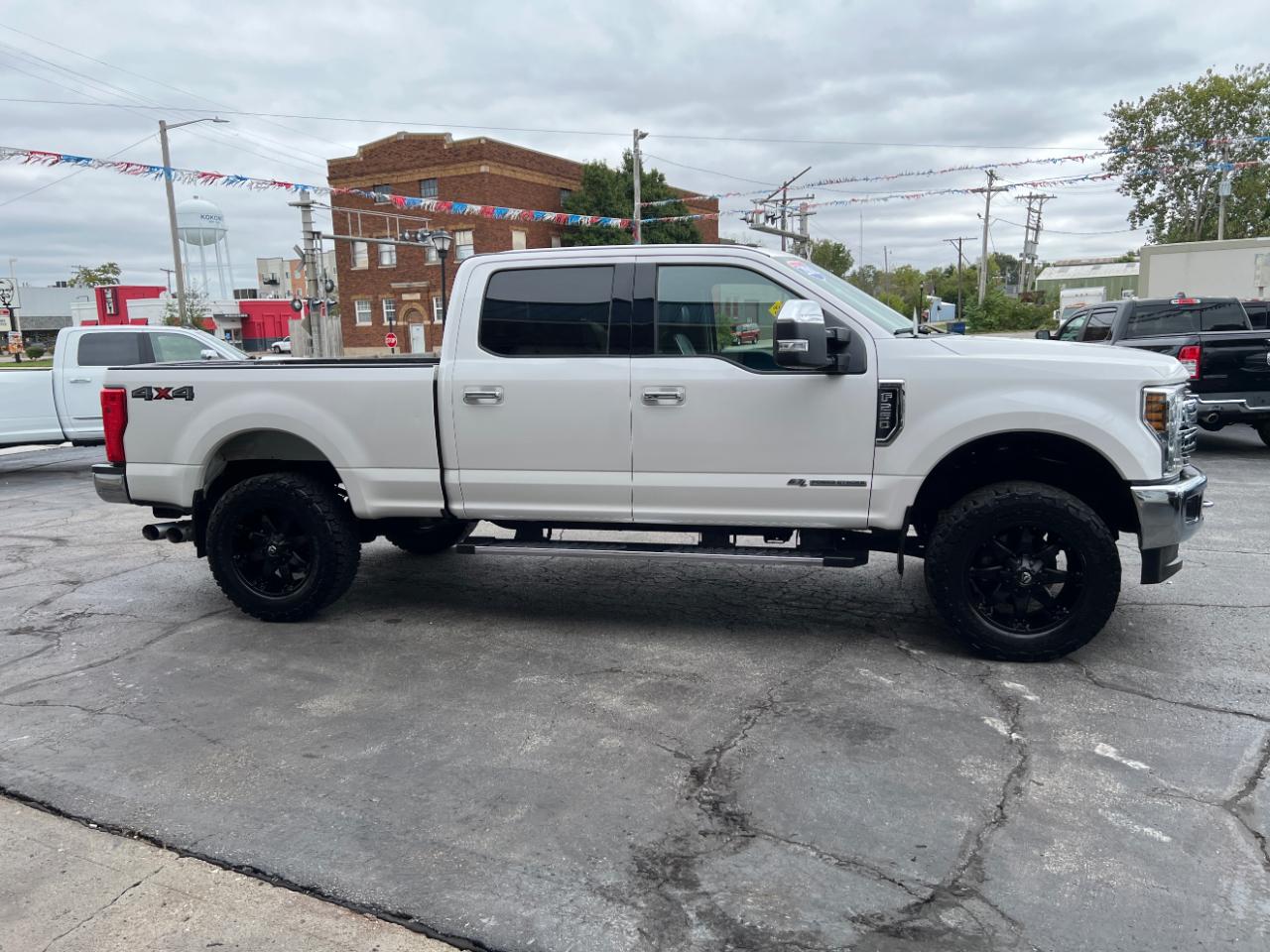 Ford F-250 SD Lariat Crew Cab 4WD 2018
