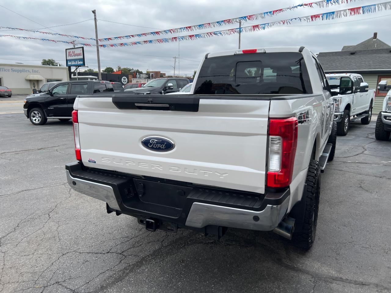 Ford F-250 SD Lariat Crew Cab 4WD 2018