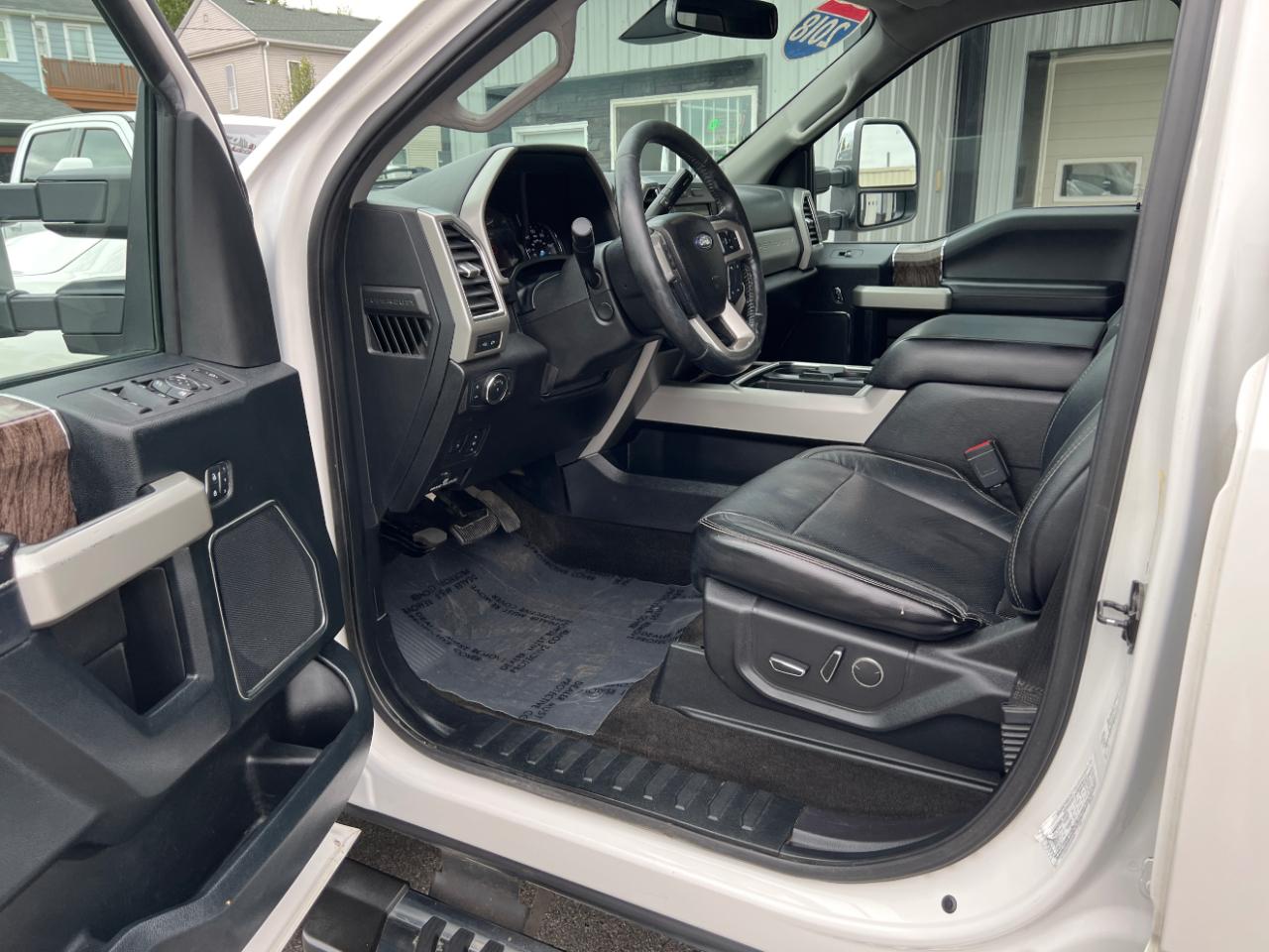 Ford F-250 SD Lariat Crew Cab 4WD 2018