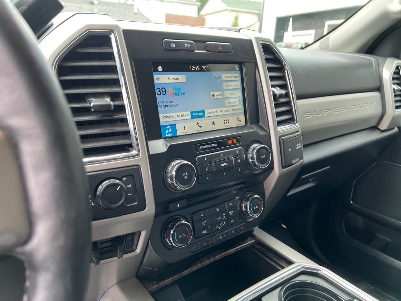 Ford F-250 SD Lariat Crew Cab 4WD 2018
