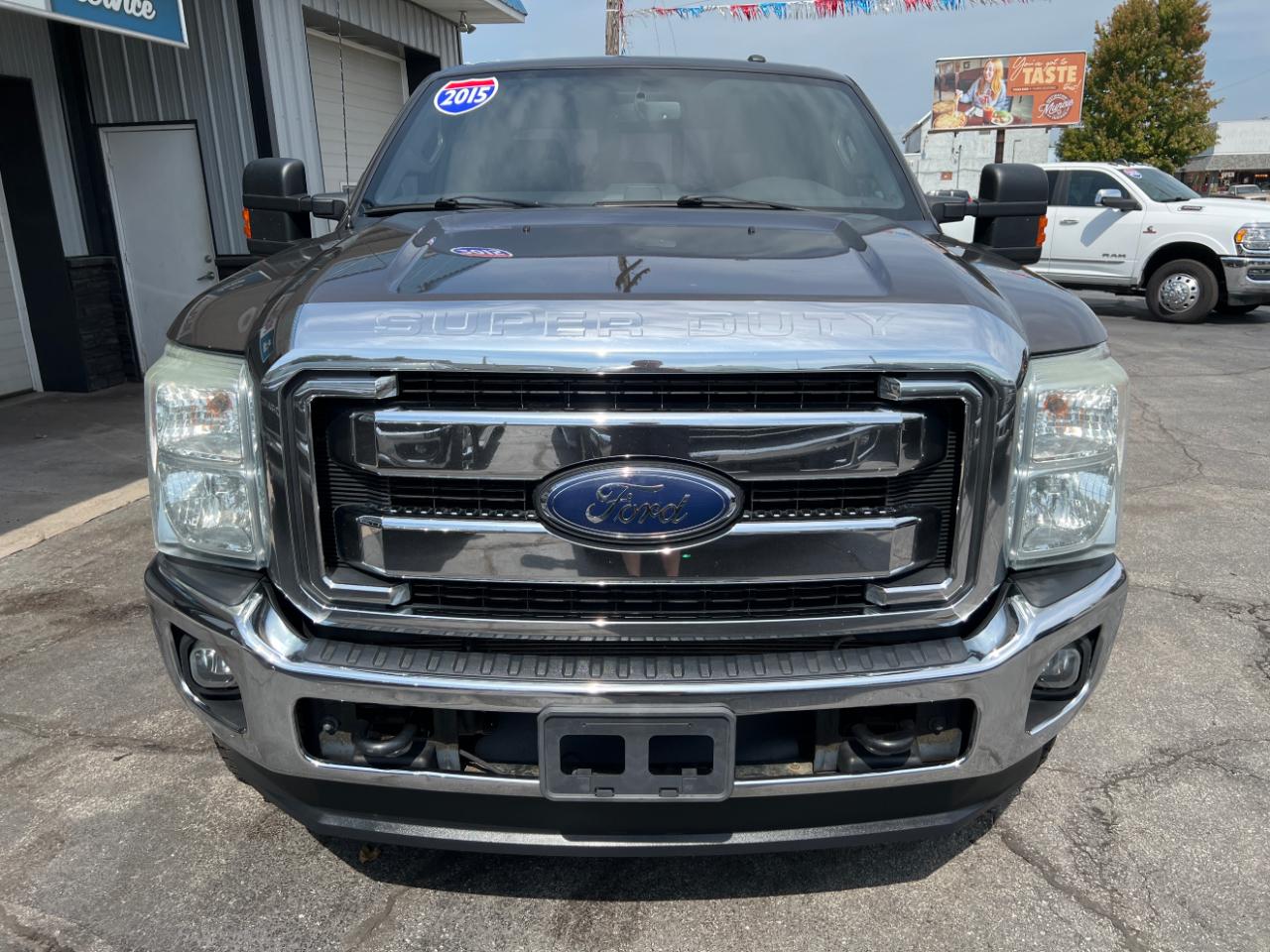 Ford F-250 SD Lariat Crew Cab 4WD 2015