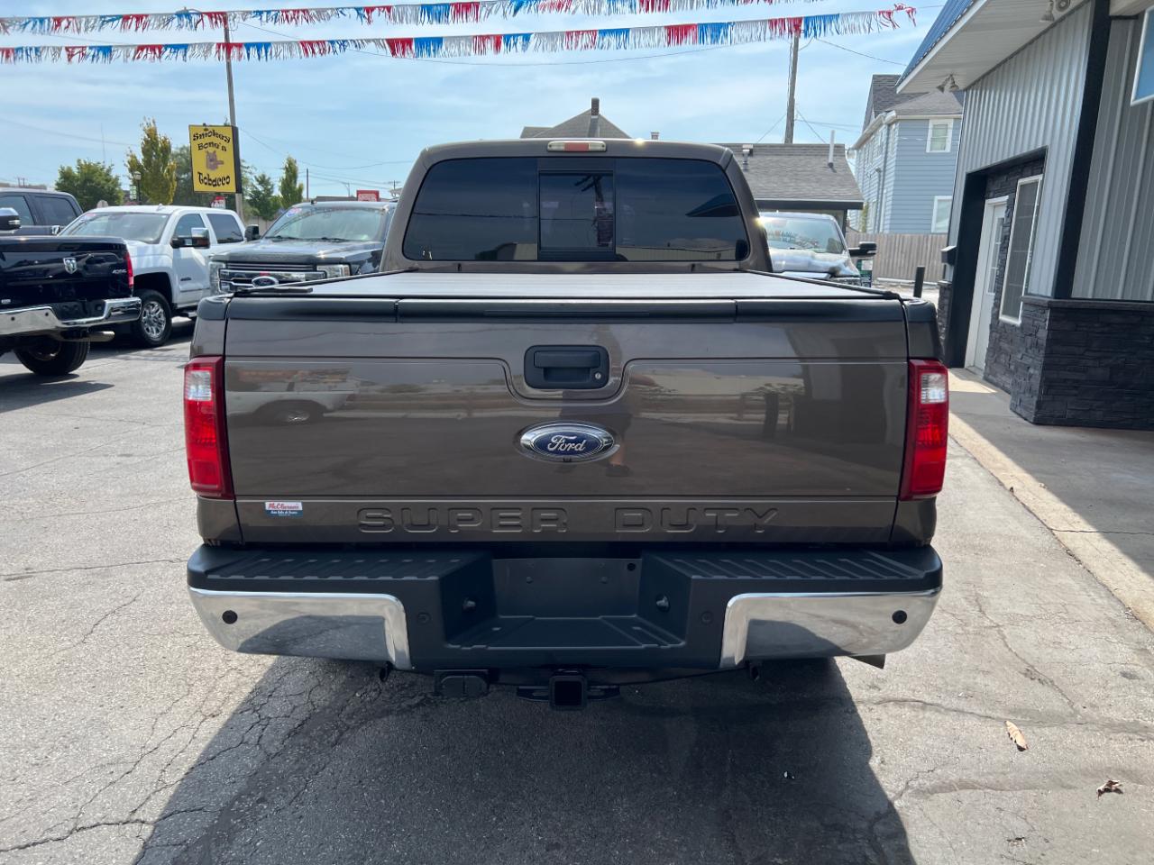 Ford F-250 SD Lariat Crew Cab 4WD 2015