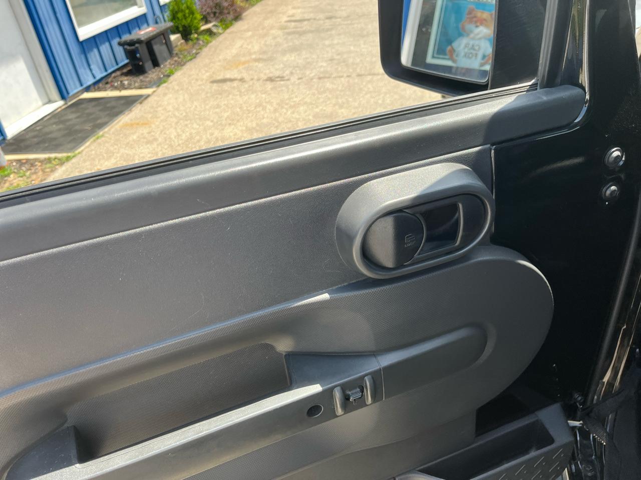 Jeep Wrangler Unlimited 4WD 4dr Rubicon 2010