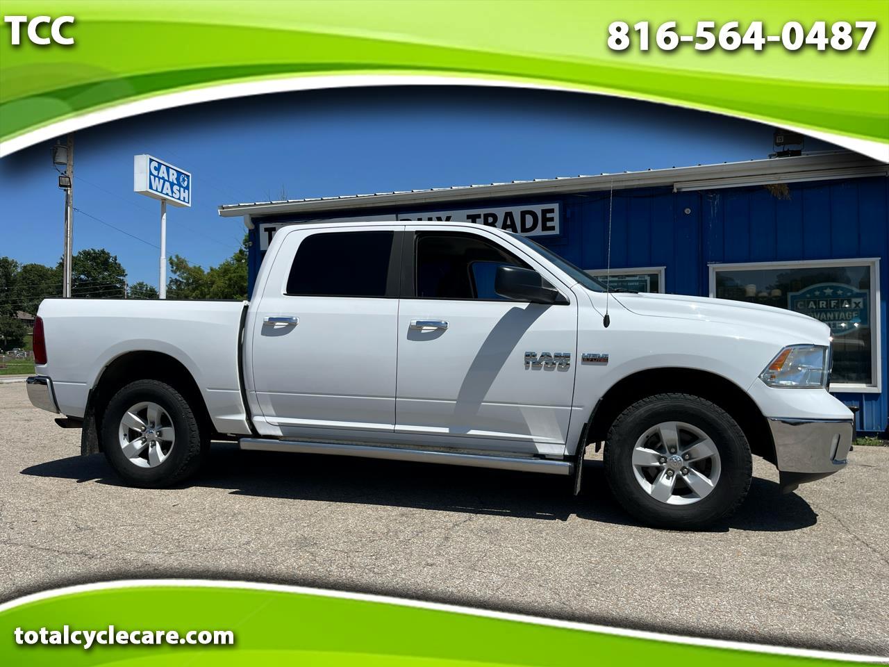 2016 RAM 1500 4WD Crew Cab 140.5" SLT