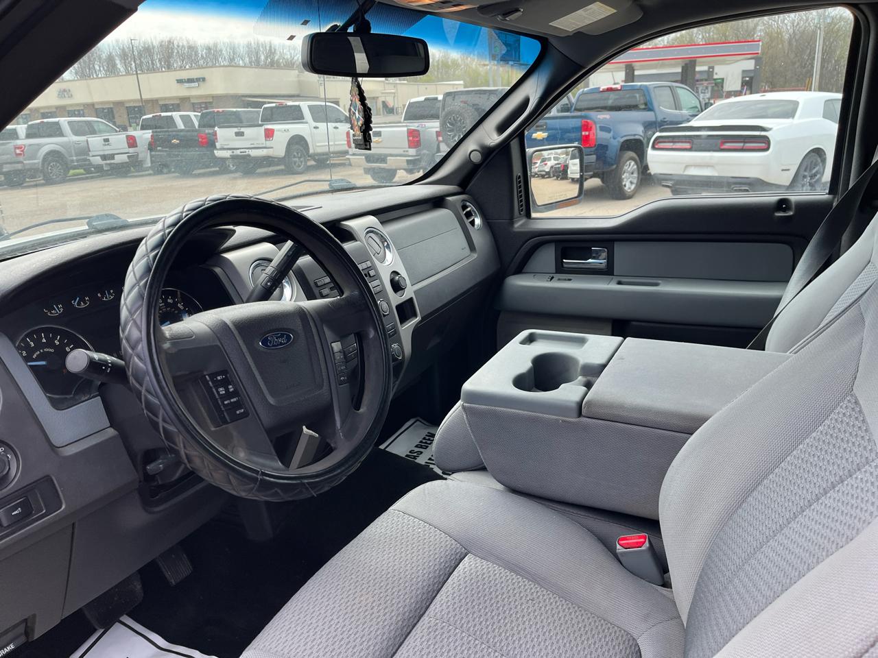 Ford F-150 4WD SuperCrew 157" XLT 2012