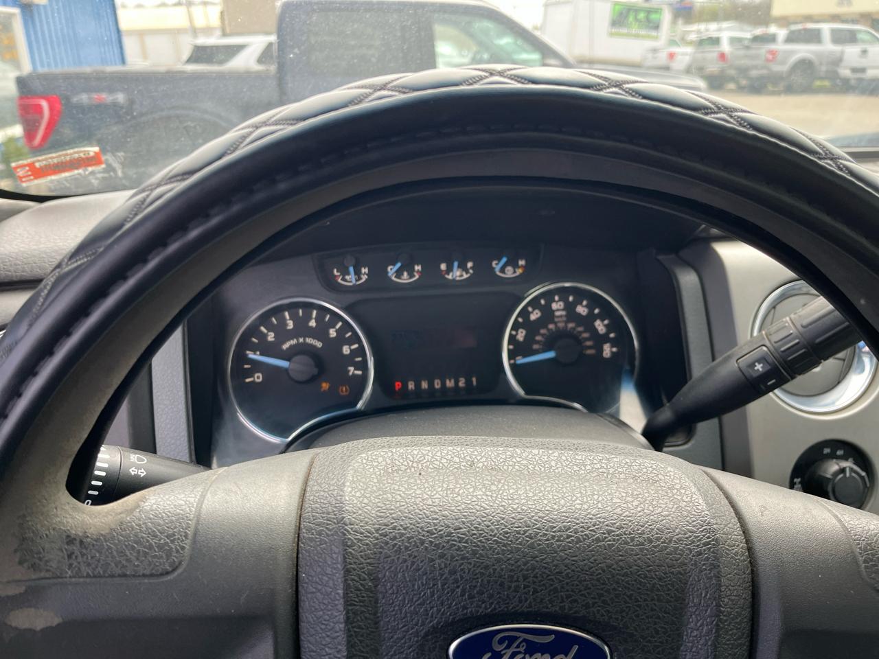 Ford F-150 4WD SuperCrew 157" XLT 2012