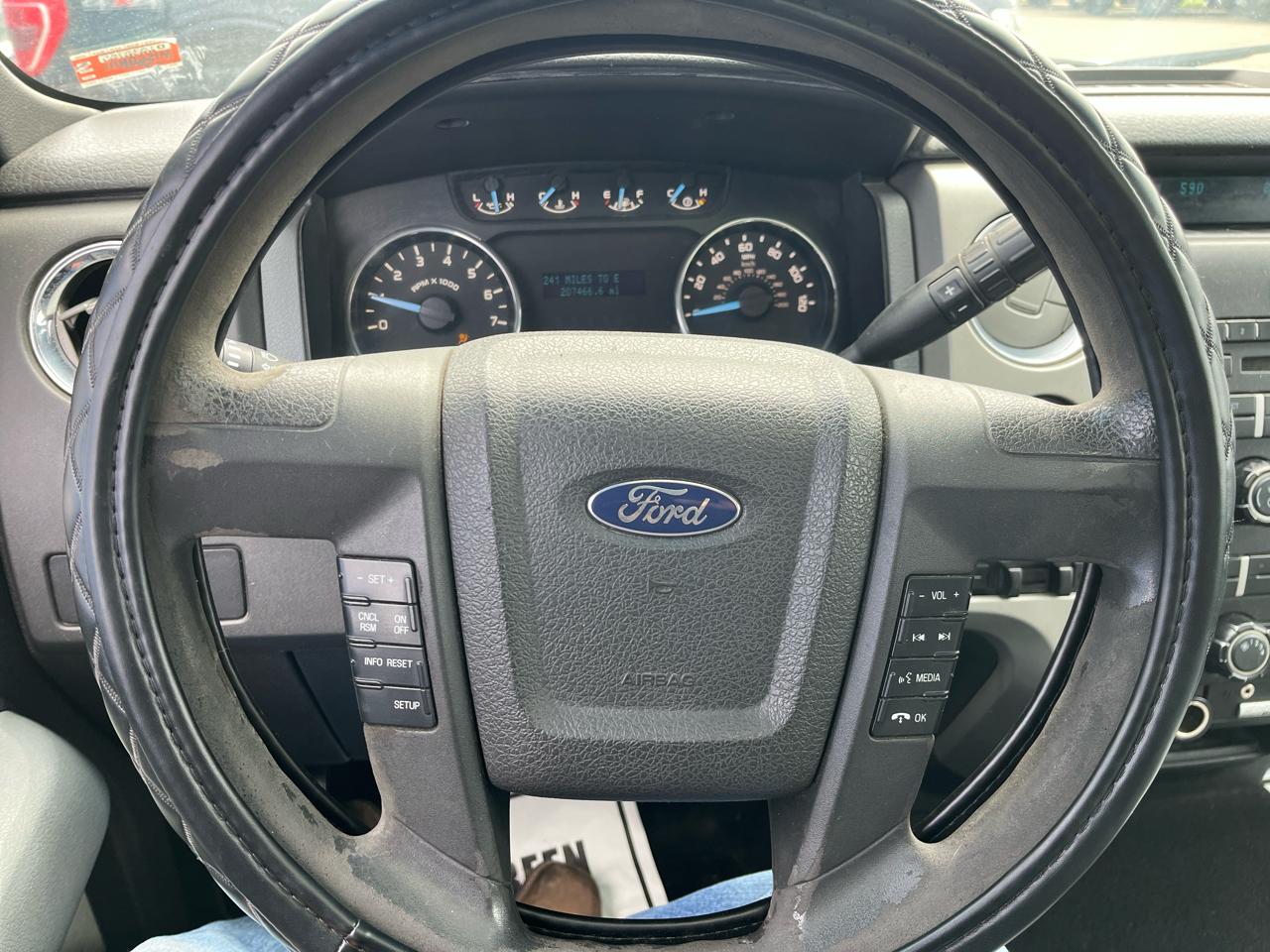 Ford F-150 4WD SuperCrew 157" XLT 2012