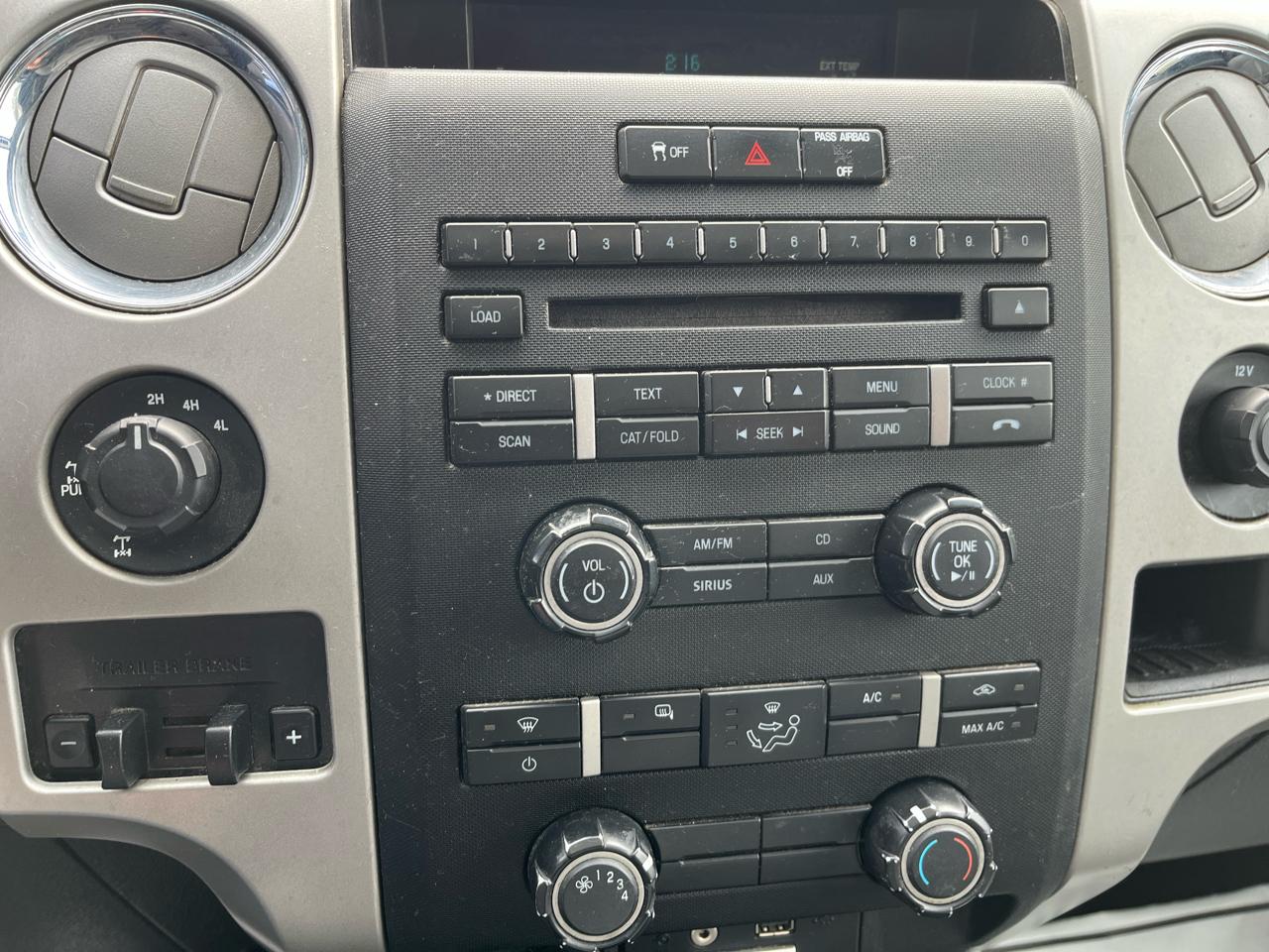 Ford F-150 4WD SuperCrew 157" XLT 2012