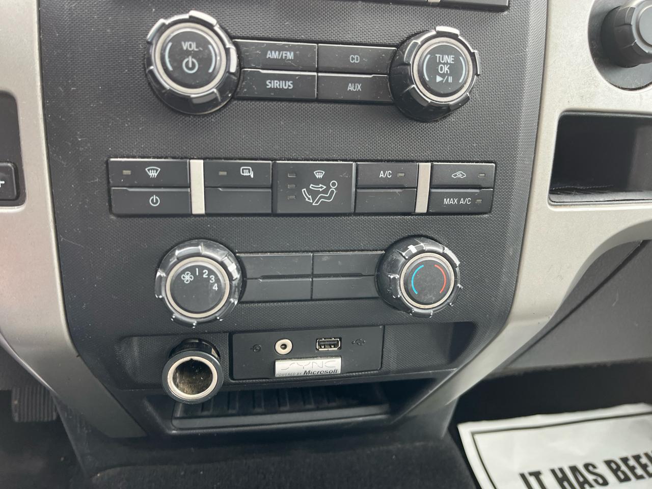 Ford F-150 4WD SuperCrew 157" XLT 2012
