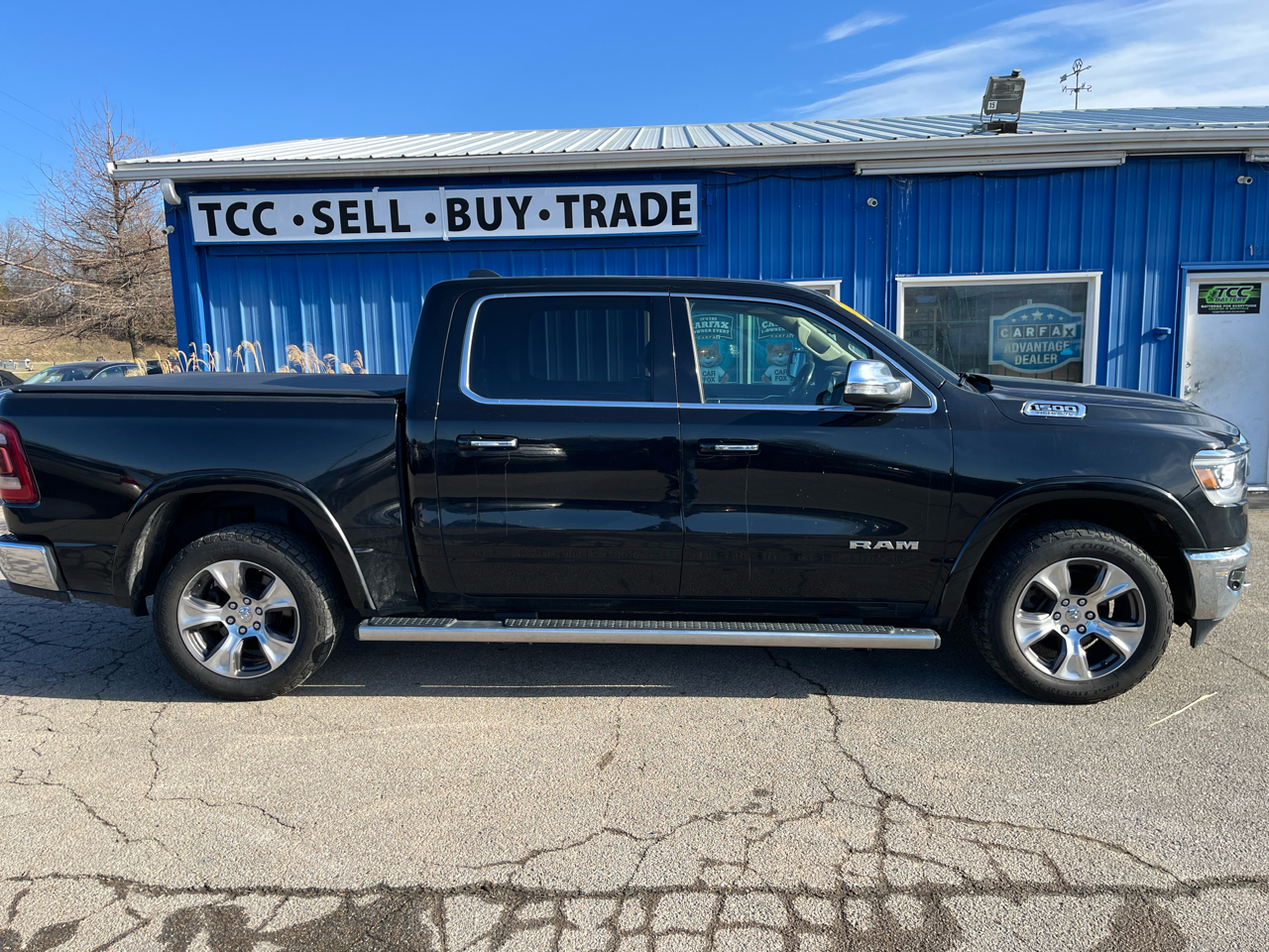 RAM 1500 Laramie 4x4 Crew Cab 5'7" Box 2019