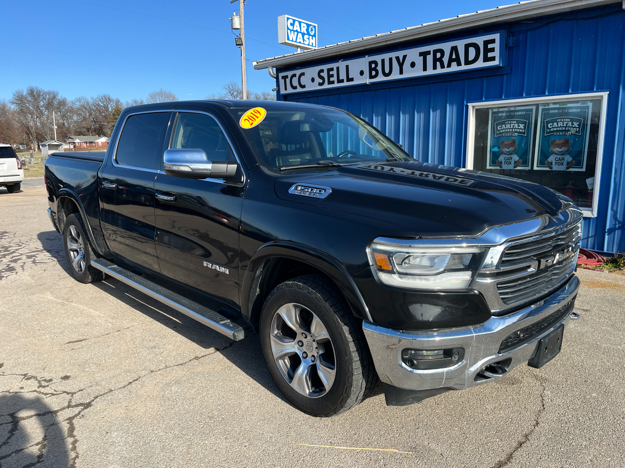 RAM 1500 Laramie 4x4 Crew Cab 5'7" Box 2019