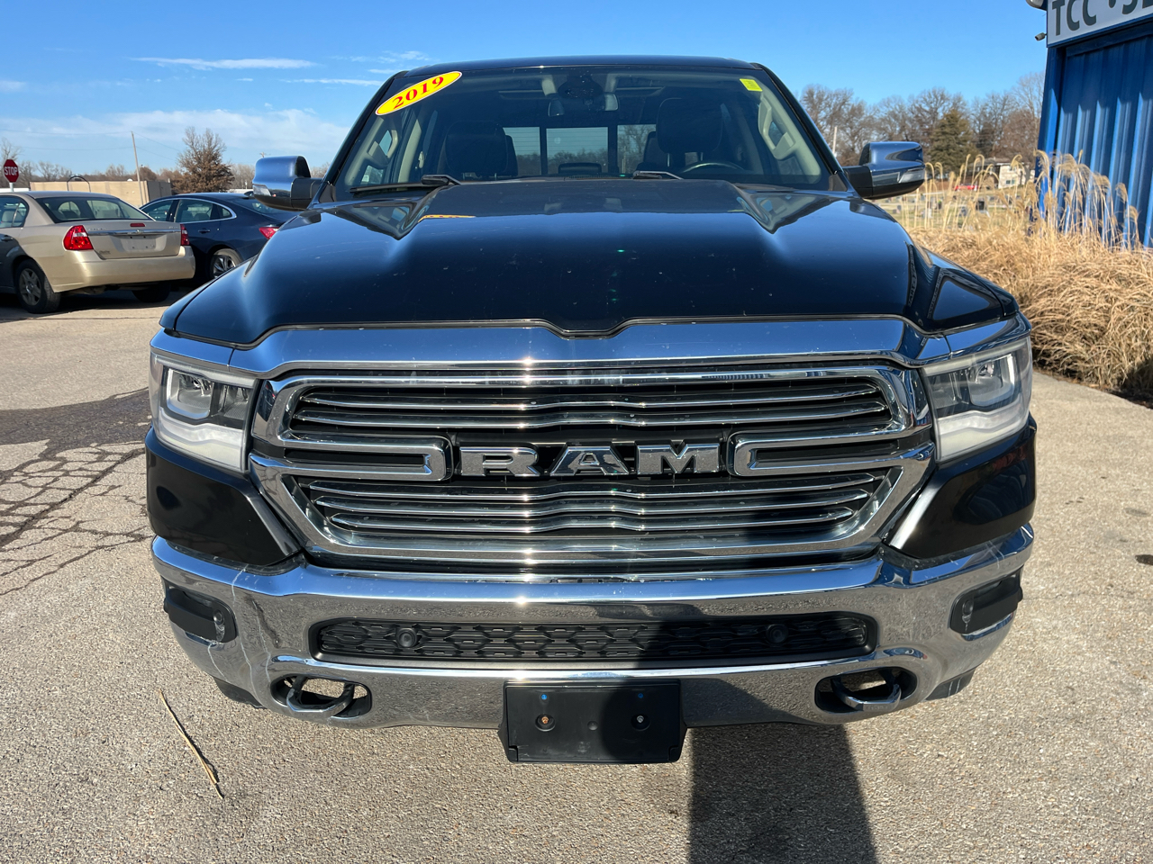 RAM 1500 Laramie 4x4 Crew Cab 5'7" Box 2019