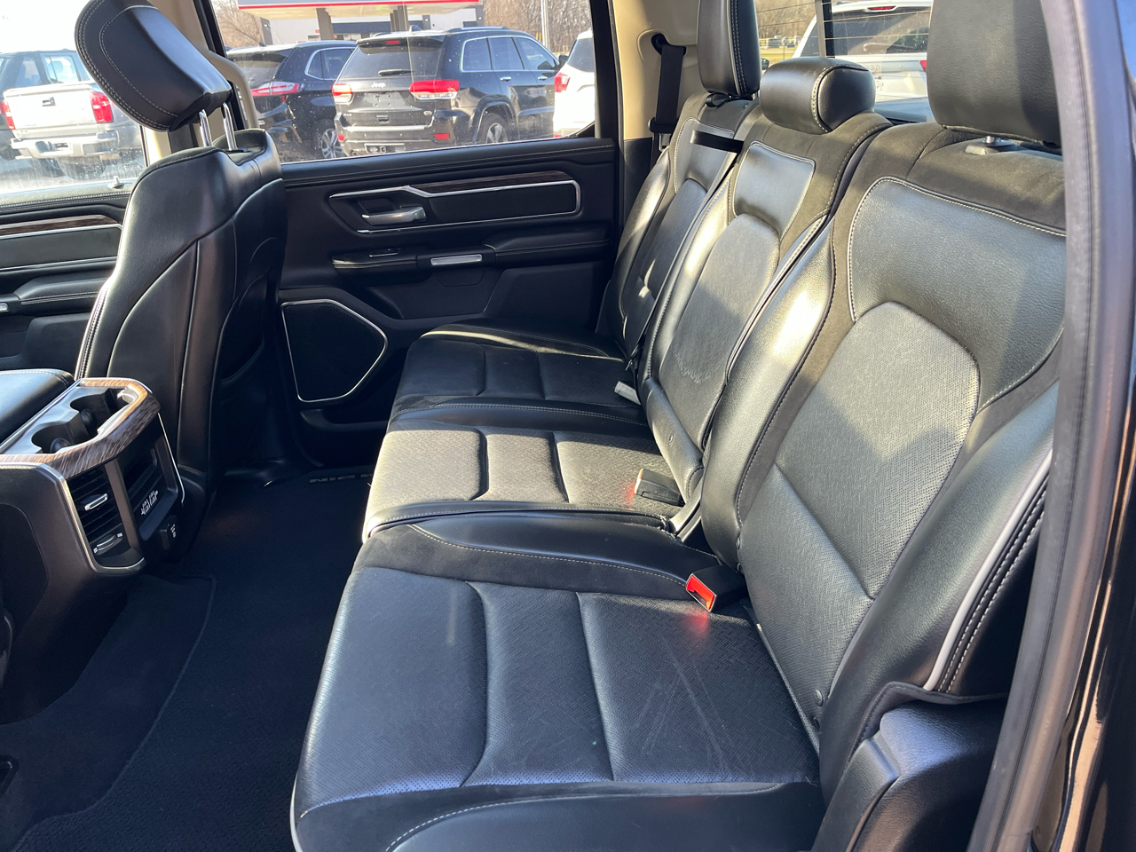 RAM 1500 Laramie 4x4 Crew Cab 5'7" Box 2019