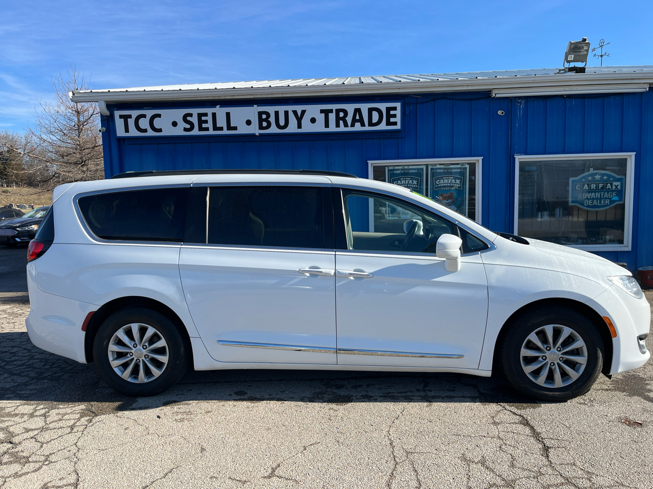 Chrysler Pacifica Touring-L FWD 2017