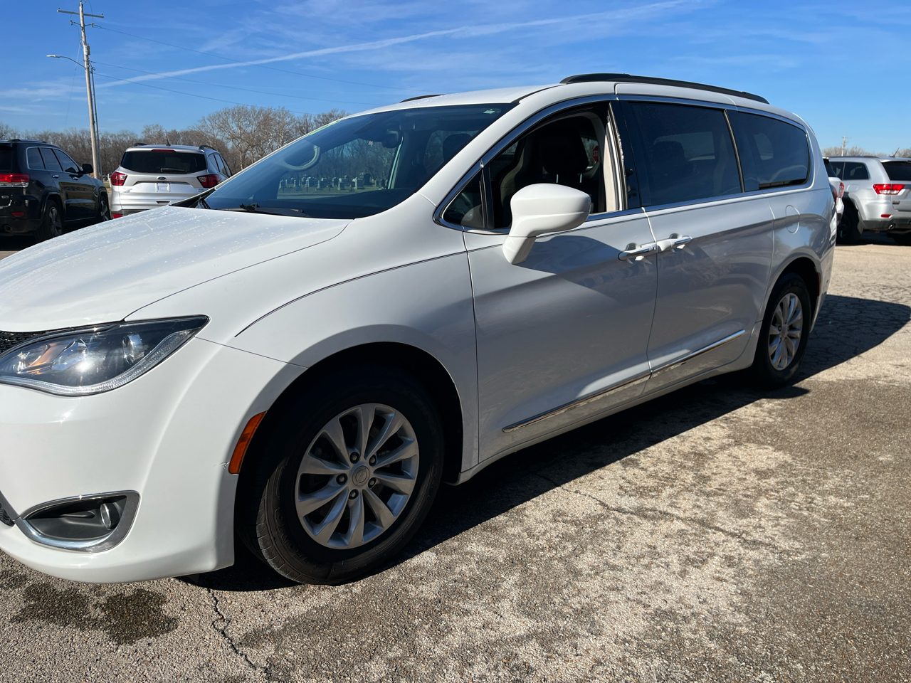 Chrysler Pacifica Touring-L FWD 2017