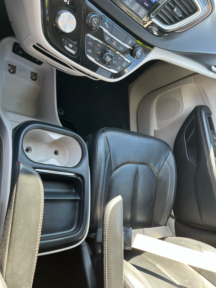 Chrysler Pacifica Touring-L FWD 2017