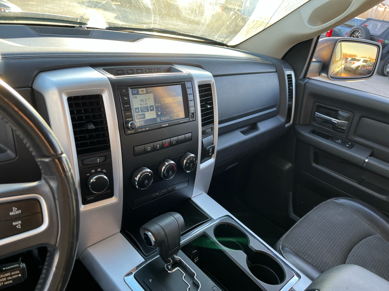 RAM 1500 4WD Crew Cab 140.5" Sport 2011