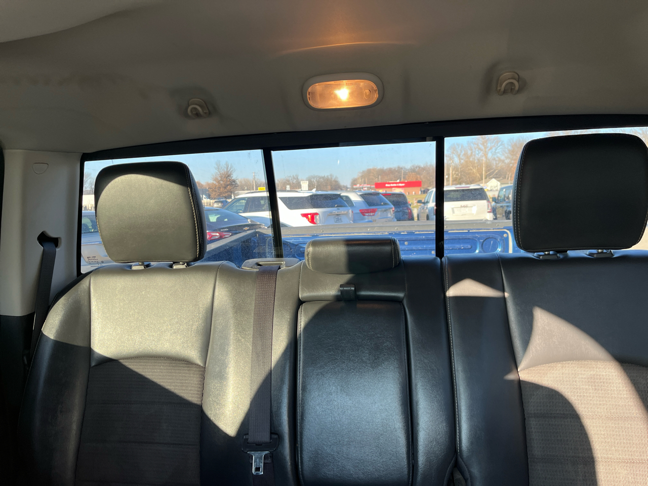 RAM 1500 4WD Crew Cab 140.5" Sport 2011