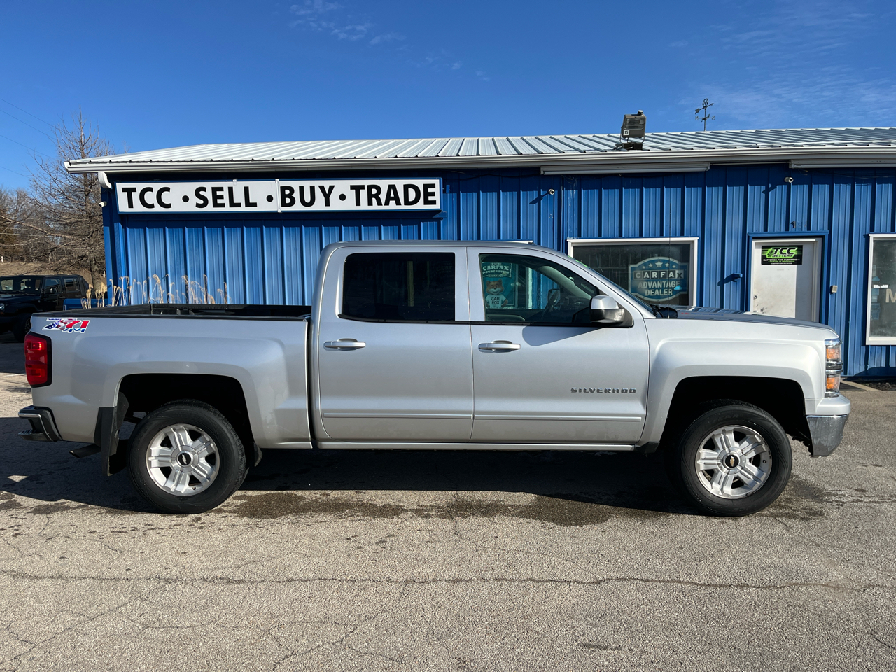 Chevrolet Silverado 1500 4WD Crew Cab 143.5" LT w/2LT 2015