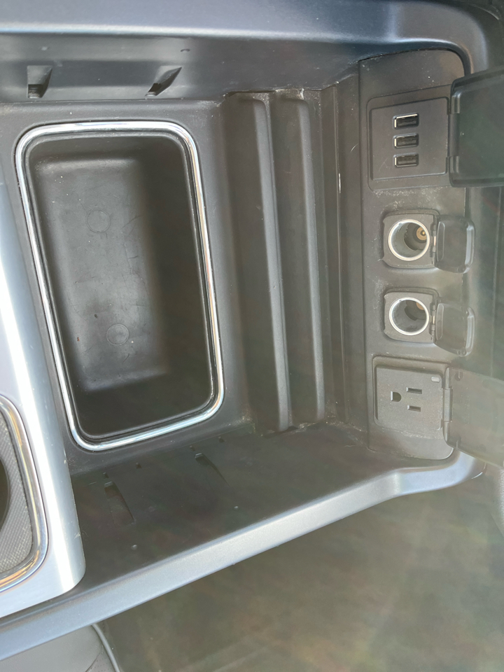 Chevrolet Silverado 1500 4WD Crew Cab 143.5" LT w/2LT 2015