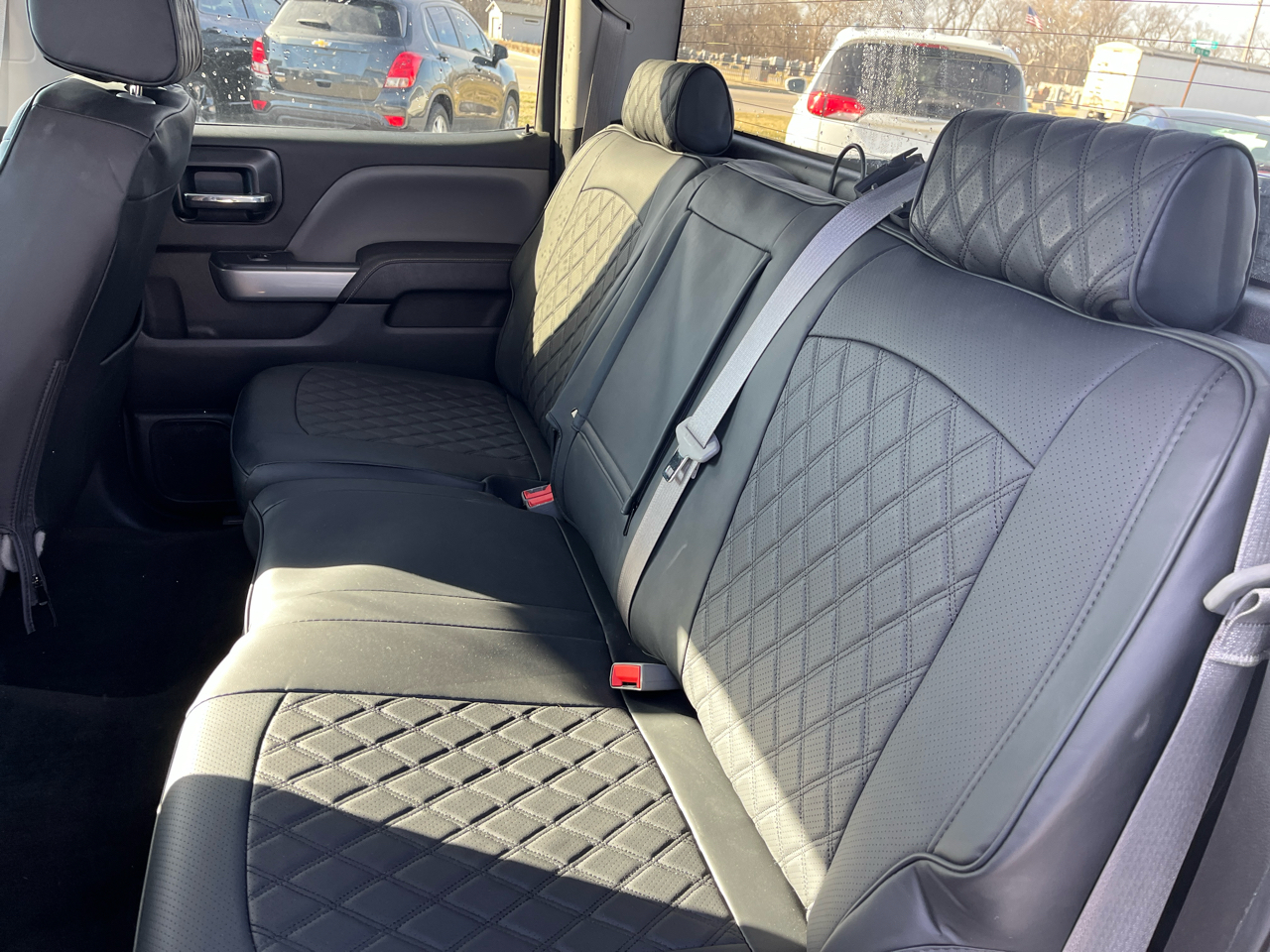 Chevrolet Silverado 1500 4WD Crew Cab 143.5" LT w/2LT 2015