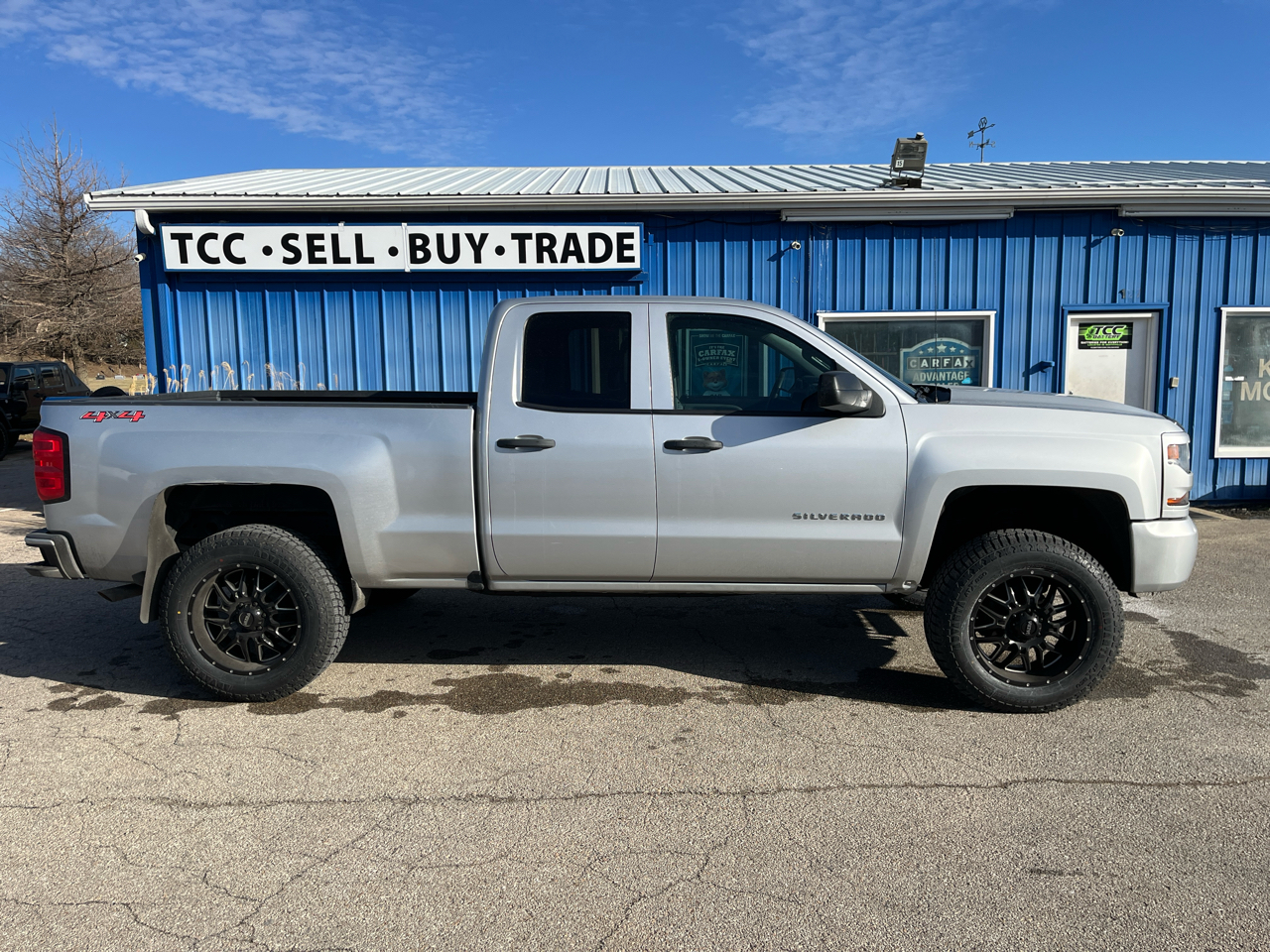 Chevrolet Silverado 1500 4WD Double Cab 143.5" Custom 2017